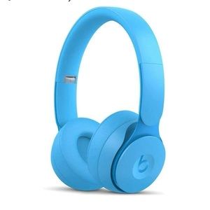 Beats By Dre Solo Polo Blue Cordless Headphones with case and no charger
